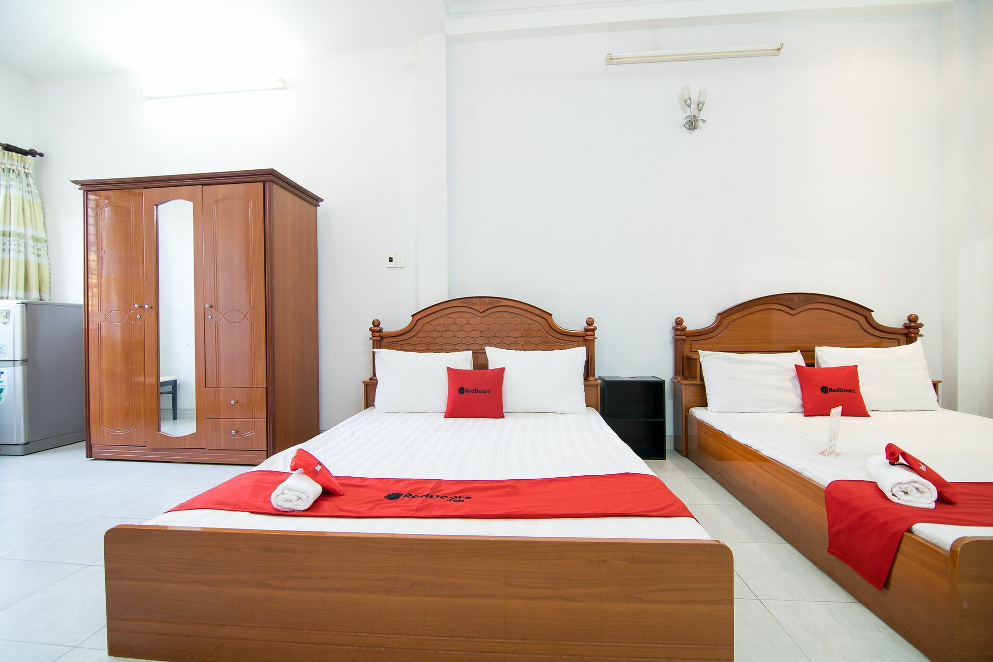 Reddoorz Near Pico Plaza Cong Hoa 호텔 호치민 외부 사진