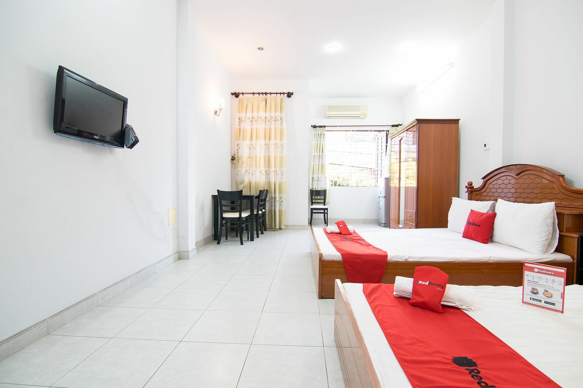 Reddoorz Near Pico Plaza Cong Hoa 호텔 호치민 외부 사진