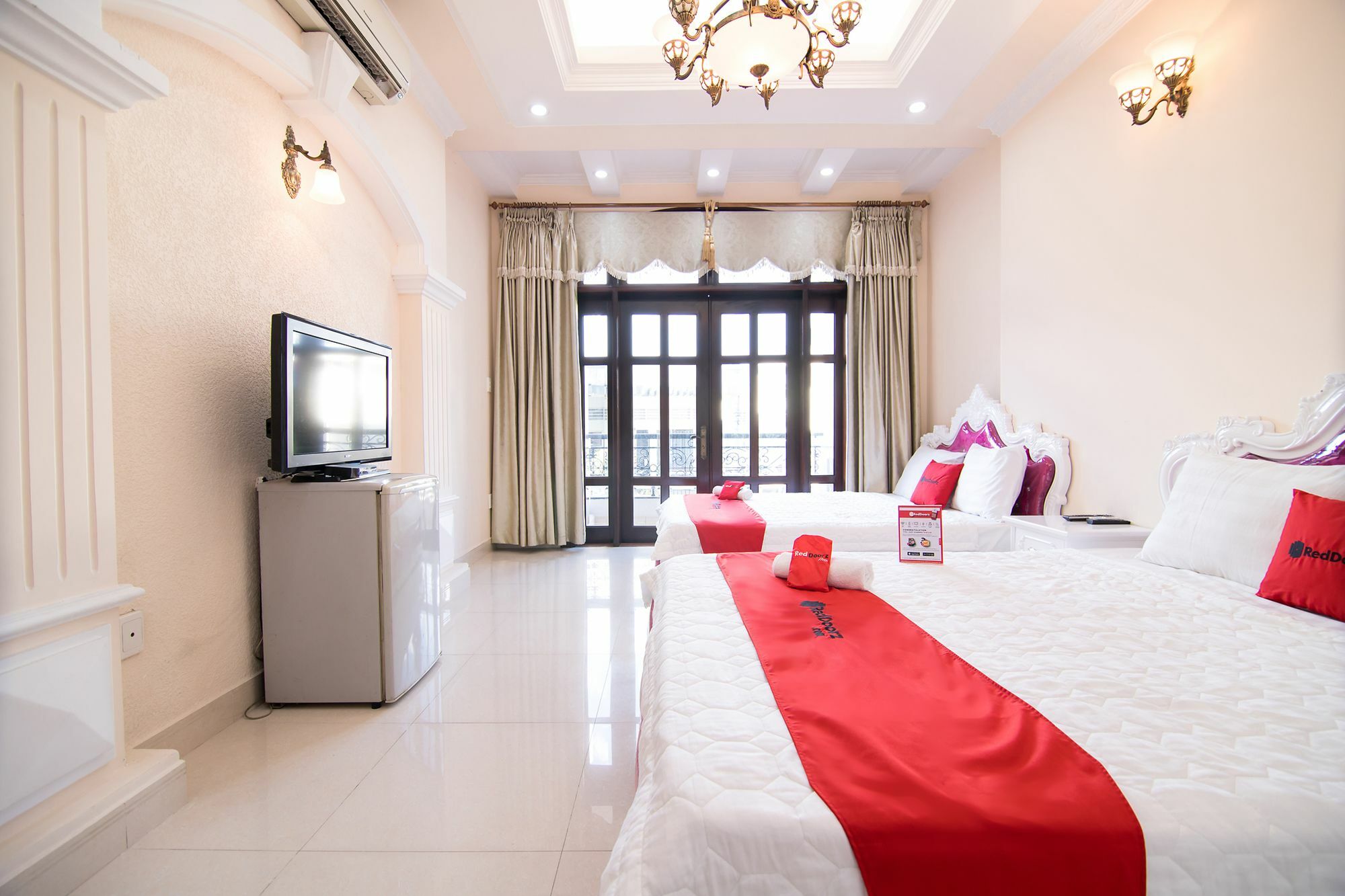 Reddoorz Near Pico Plaza Cong Hoa 호텔 호치민 외부 사진